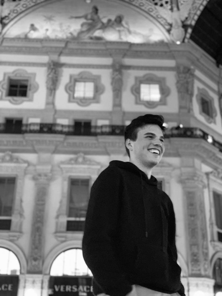 Petr posílá pozdrav z hotelu Woodhouse
