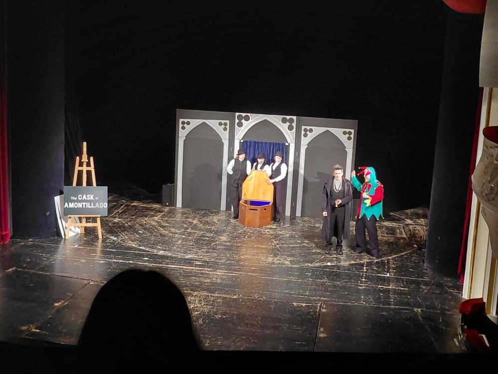 Divadelní představení A Pale Gold Raven v Pardubicích