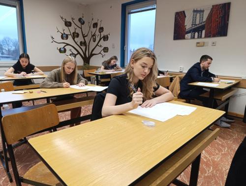 Začínají maturitní zkoušky – první velký krok je tu