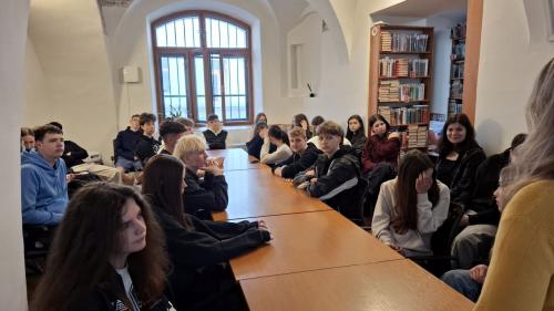 Když knihovna překvapí: prváci zjistili, že nabízí víc, než čekali